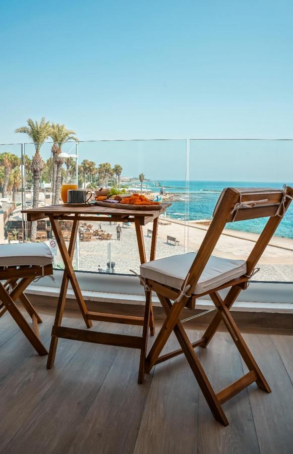Cosea Living: Seaside Deluxe Suite In Harbour 107B Paphos Eksteriør bilde