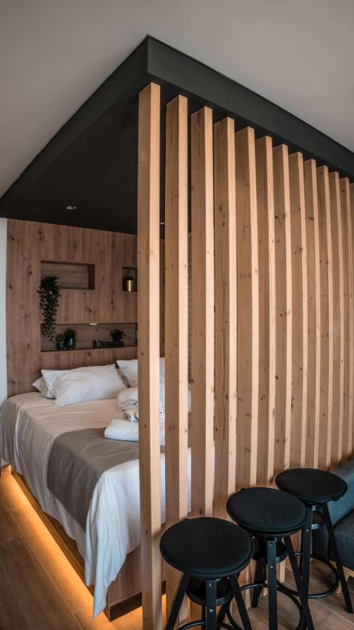 Cosea Living: Seaside Deluxe Suite In Harbour 107B Paphos Eksteriør bilde
